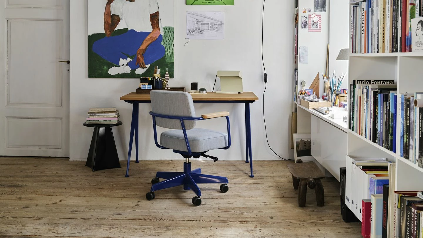 Front Page 2 Front Page -Vitra Shop Vitra8